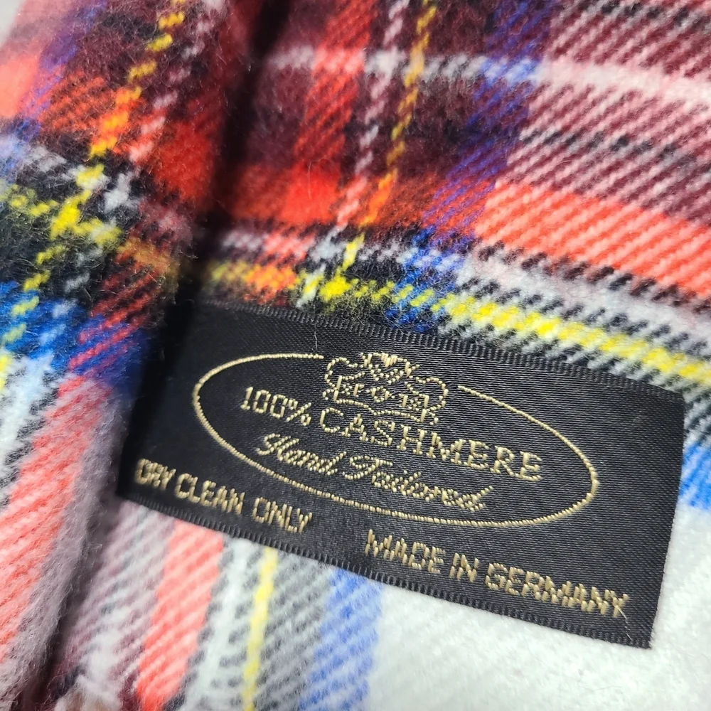 Plaid‎ Cashmere Scarf with Fringe